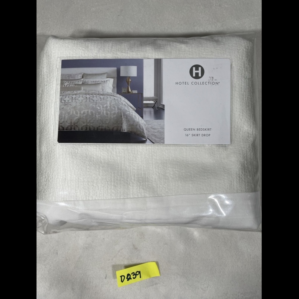 NWD‎ $150 Hotel Collection Fresco Sage [SZ Queen ]